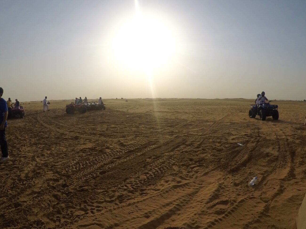 4 wheeling Dubai Desert