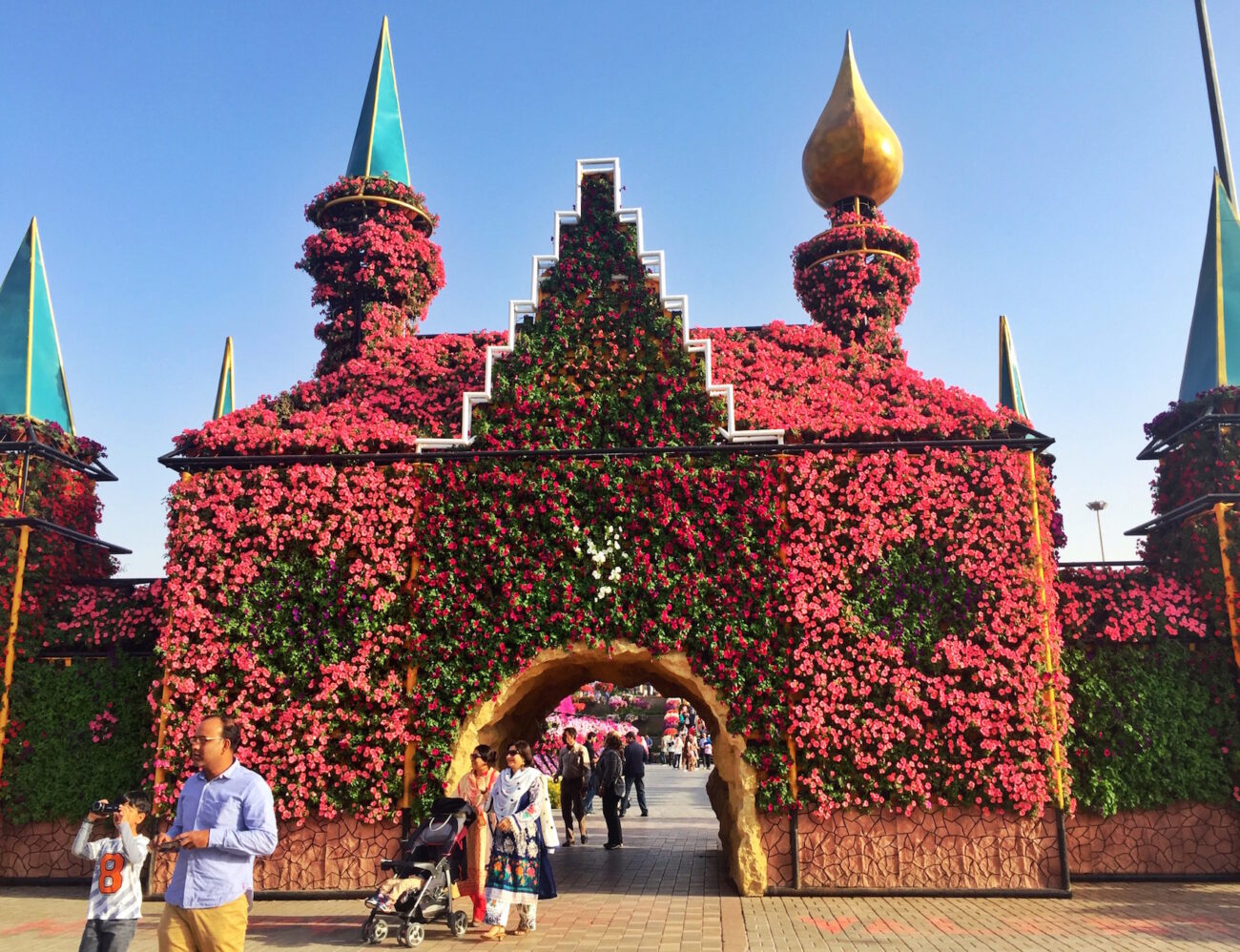 Flower Palace Miracle Gardens | Packs Light6