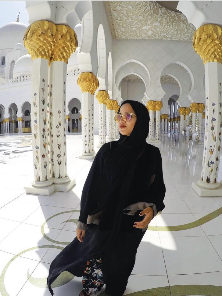 abudhabi-mosque-dress-code